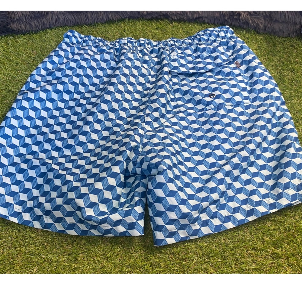 IKE BY IKE BEHAR Men's Geometric Cube Print Swim Trunks Shorts‎ Size L Blue